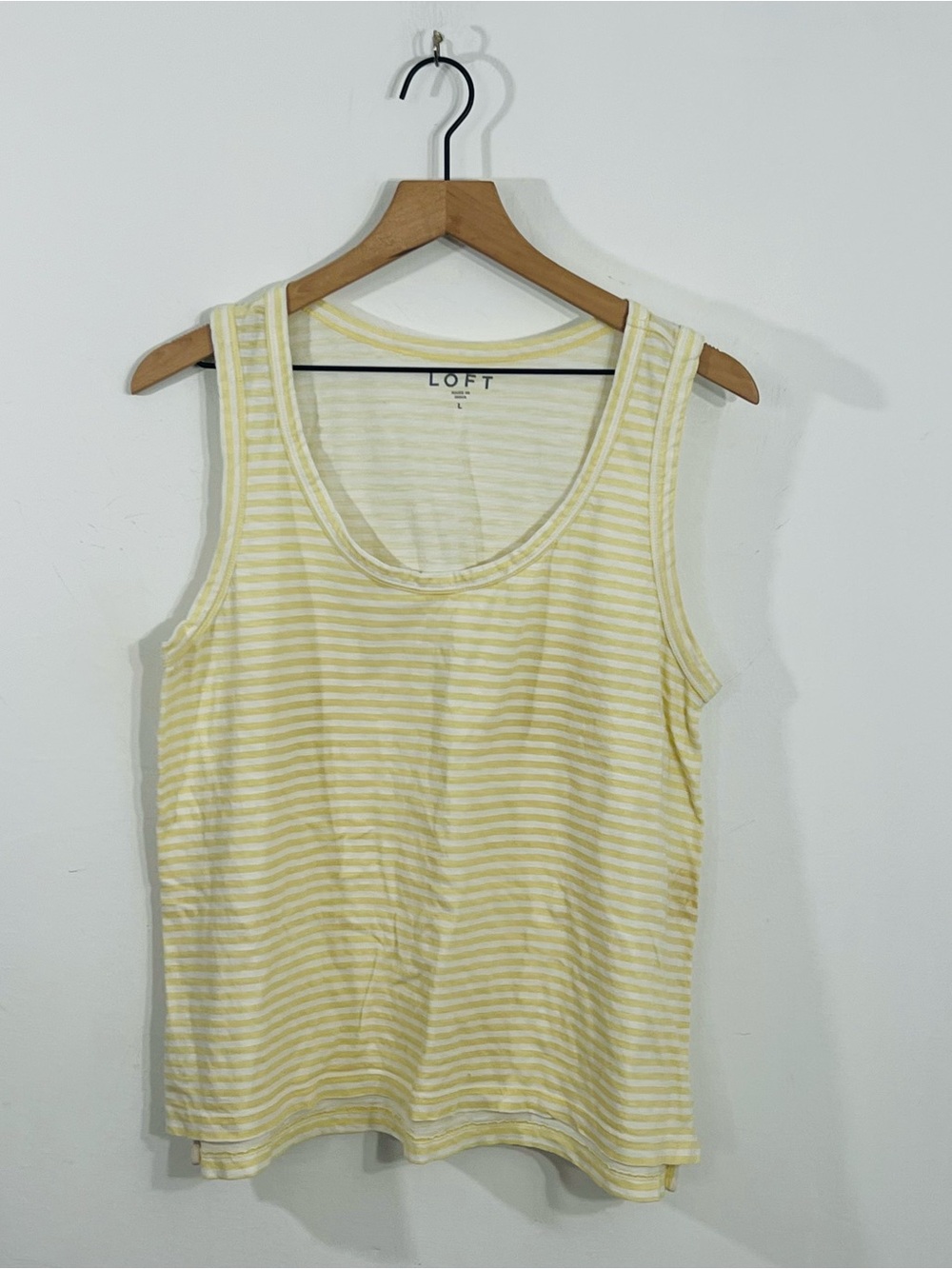 LOFT Yellow White Striped Scoop Neck Light Weight Casual Layering Tank Top Sz L